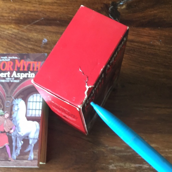 4 Robert Asprin Myth Series Vintage Paperback Books Boxed Set - Picture 7 of 14